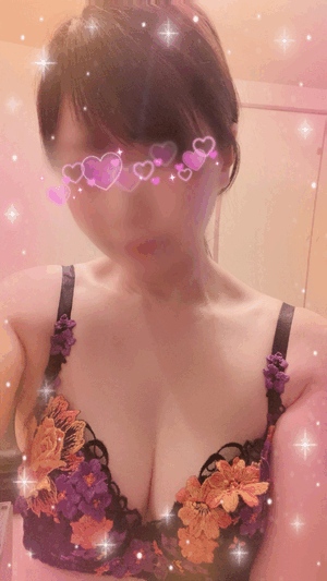 えみり