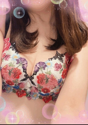えみり