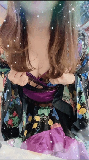 えみり