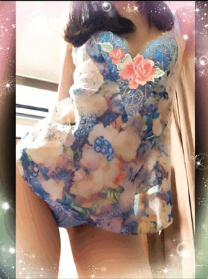 えみり