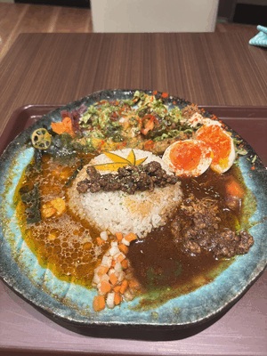 あや