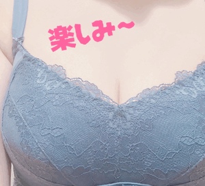 にこ