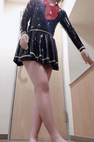 にこ