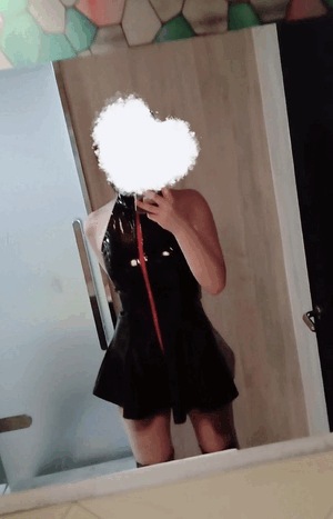 にこ